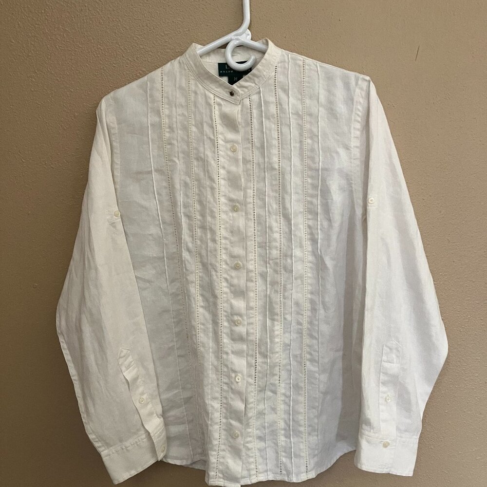 LAUREN Ralph Lauren women's button down long sleeve shirt.  Medium size.